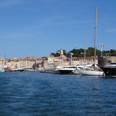 Tropez Spacieux La Florida דירה